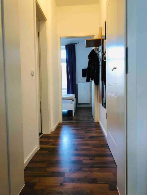 Akk1 - Apartment Im Zentrum Vollausstattung Balkon Magdeburg Dış mekan fotoğraf